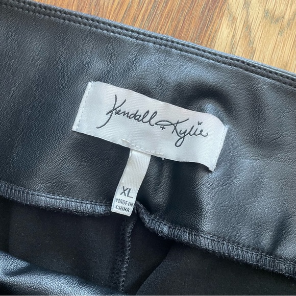 Kendall & Kylie Faux Leather Leggings - Picture 4 of 4